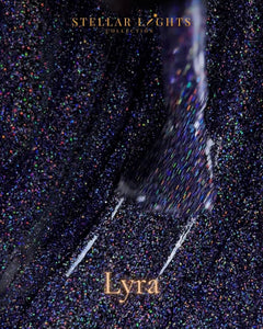 Lyra – 8 ml — flacon, coulée, rendu sur ongle