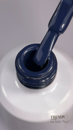 Gel Polish Plum