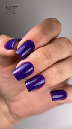 Royal Purple — collection Ultra Violet, Trendy Nails