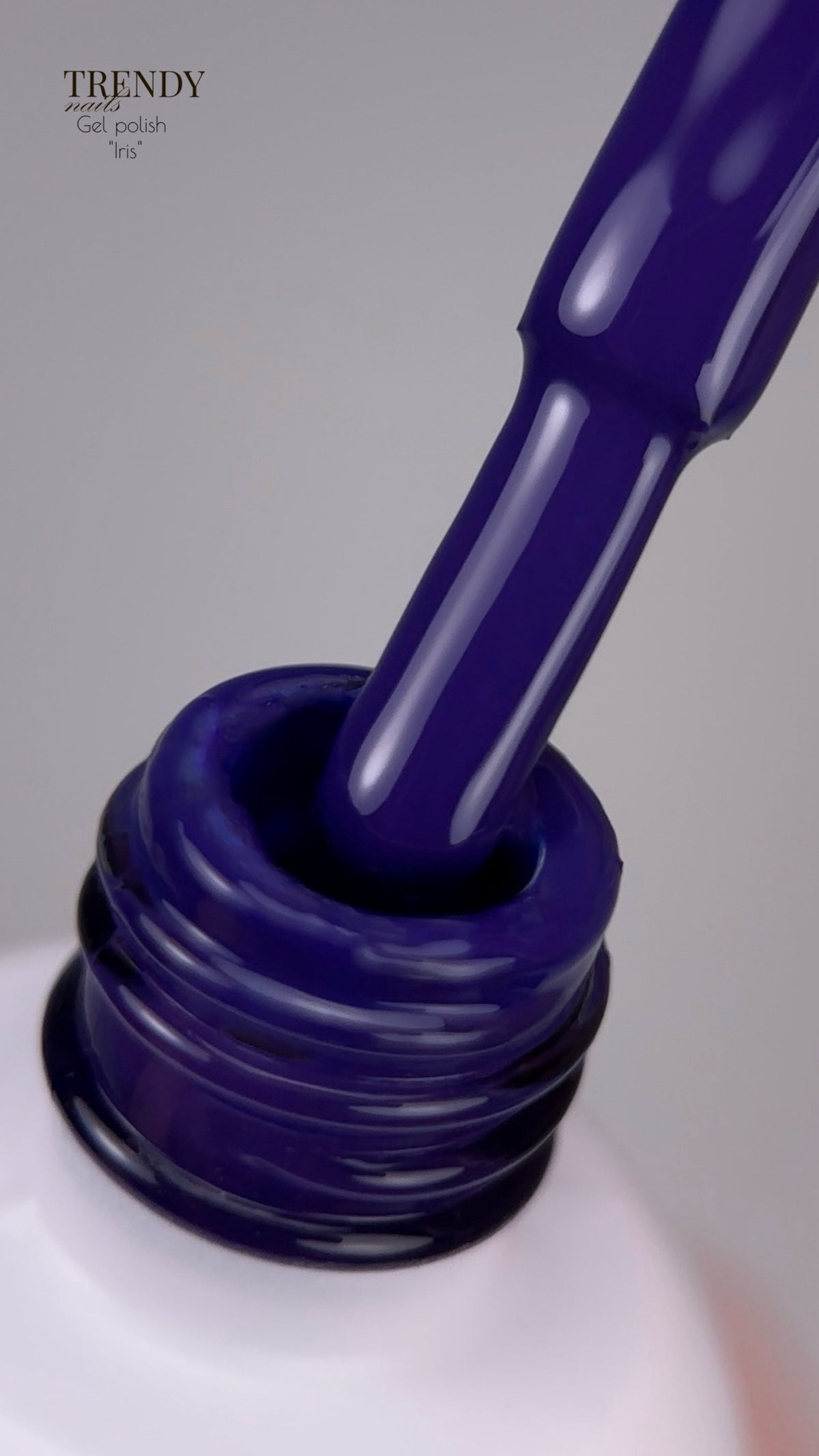 Iris — collection Ultra Violet, Trendy Nails