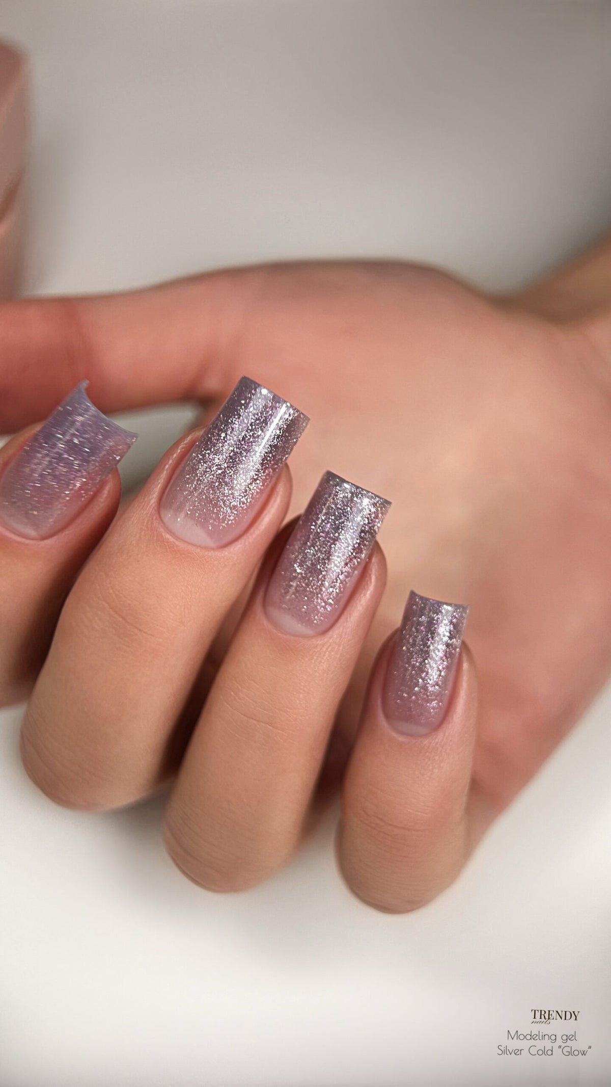 Modeling Gel Silver Cold – Glow