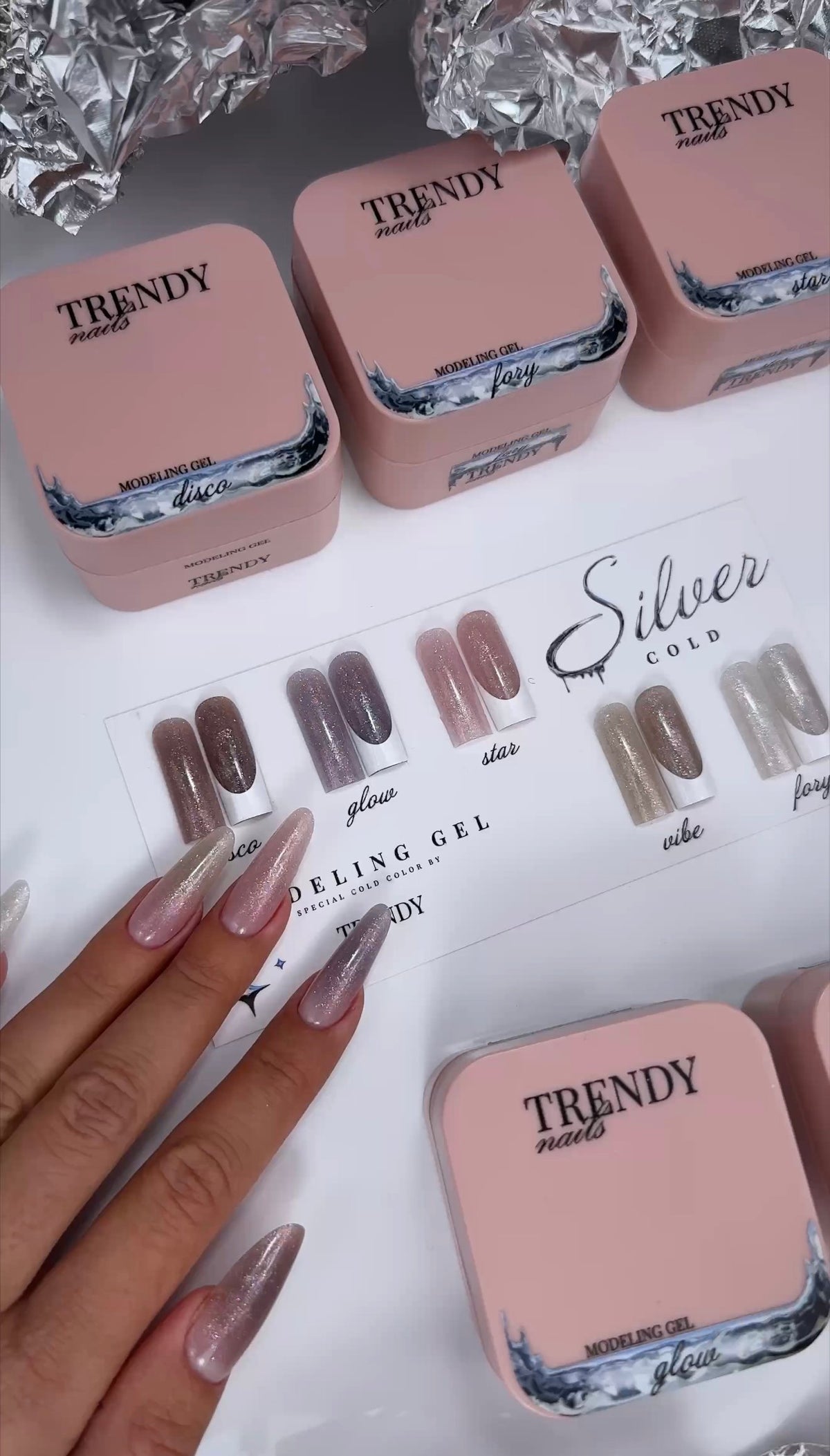 Modeling Gel Silver Cold – Glow