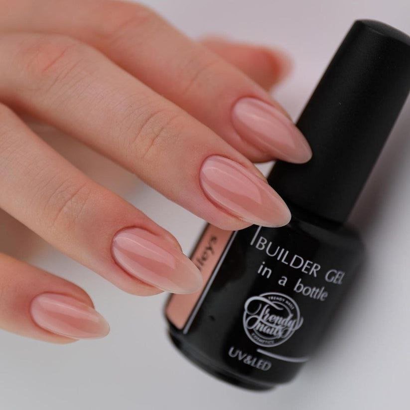 Builder Gel in a bottle Baileys